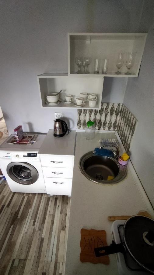 Shapatava Aparthotel Батуми Екстериор снимка