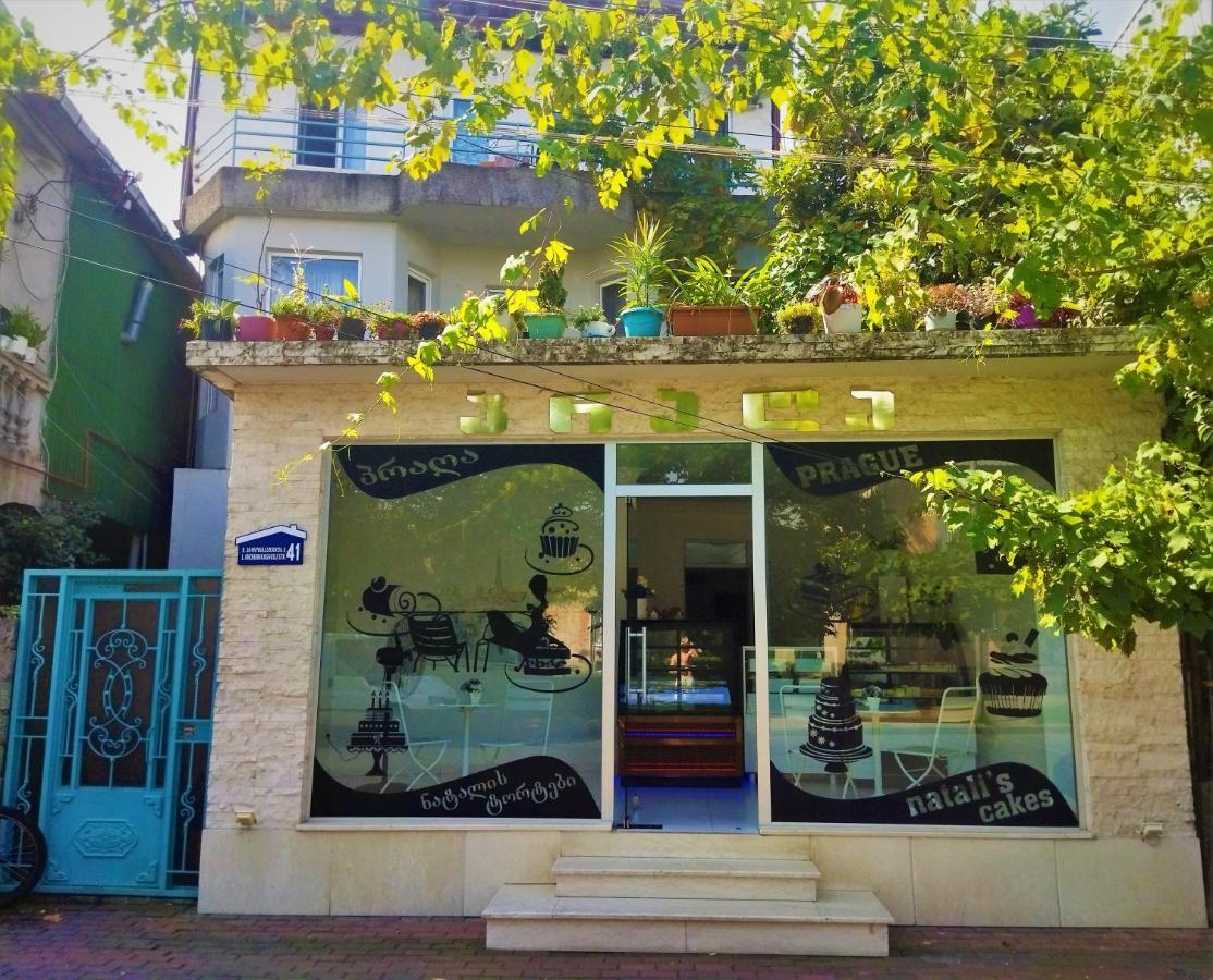 Shapatava Aparthotel Батуми Екстериор снимка