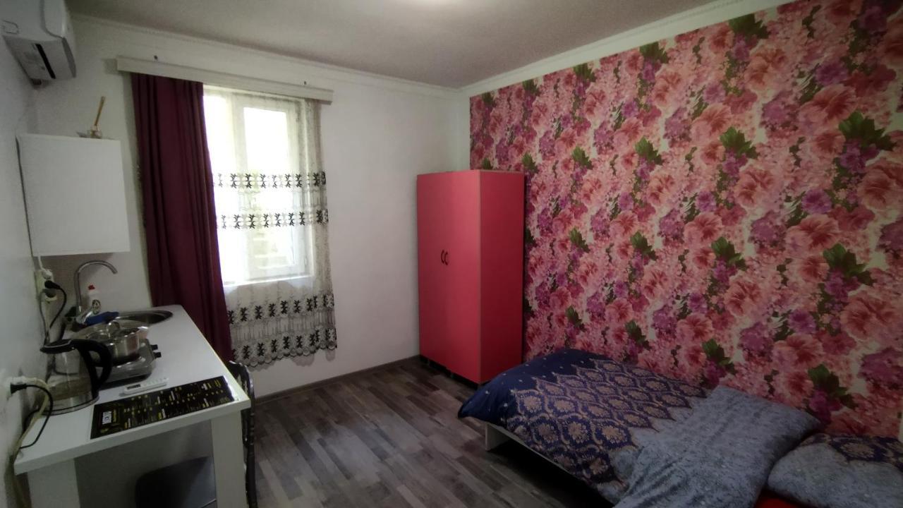 Shapatava Aparthotel Батуми Екстериор снимка