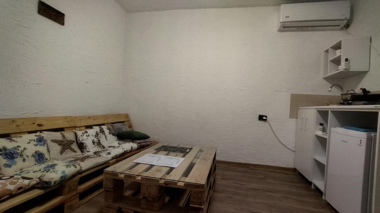Shapatava Aparthotel Батуми Екстериор снимка