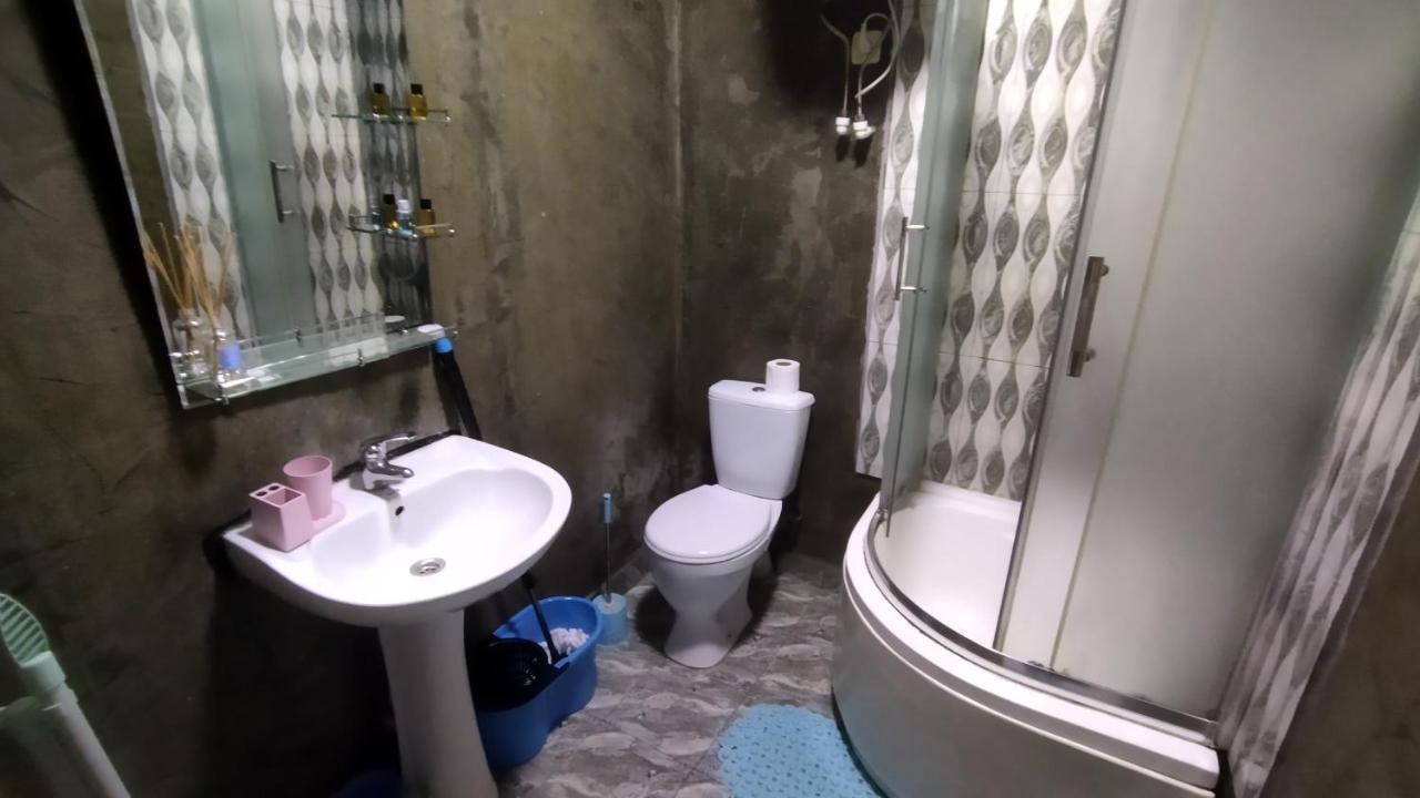 Shapatava Aparthotel Батуми Екстериор снимка